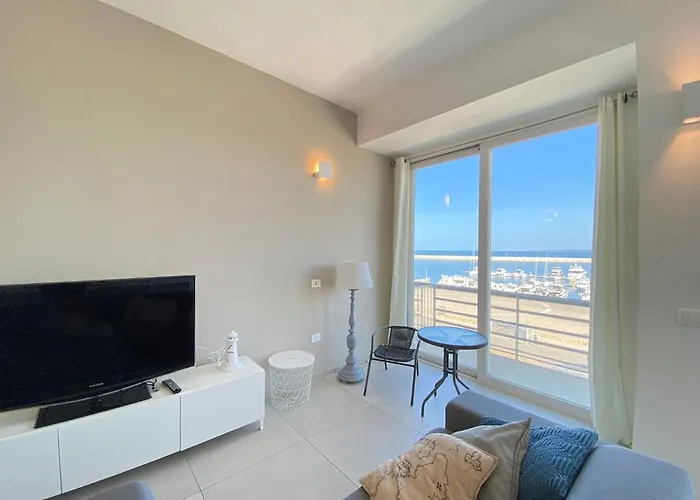 Jolie Luxury Gallipoli